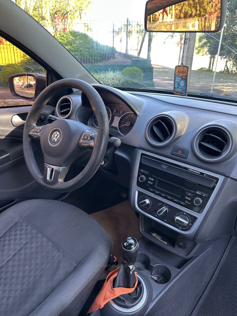 SAVEIRO 1.6 MI TREND CE 8V FLEX 2P MANUAL G.IV - 2015 - IVOTI