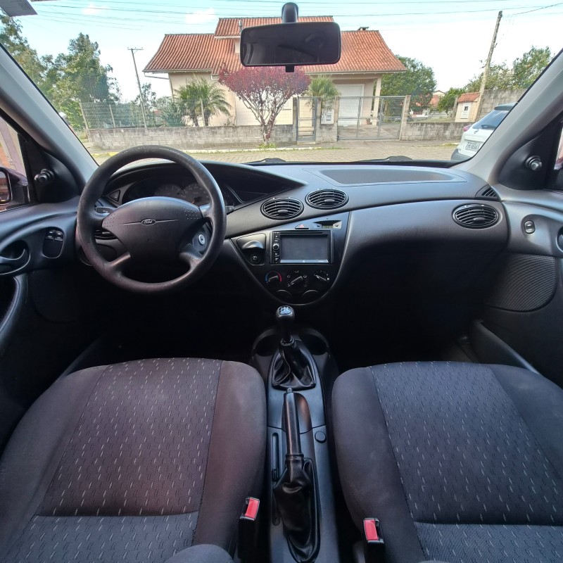 FOCUS 1.6 GL 8V GASOLINA 4P MANUAL - 2004 - BENTO GONçALVES