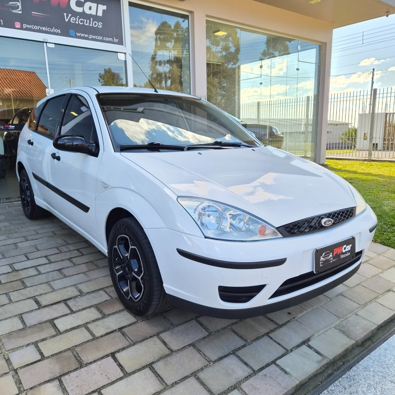 FOCUS 1.6 GL 8V GASOLINA 4P MANUAL - 2004 - BENTO GONçALVES