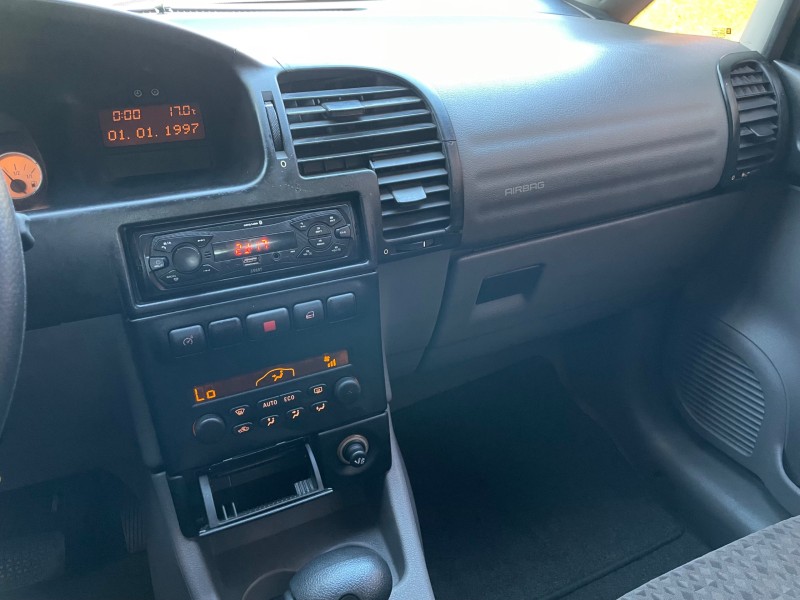 ZAFIRA 2.0 MPFI ELEGANCE 8V FLEX 4P AUTOMÁTICO - 2005 - CAXIAS DO SUL