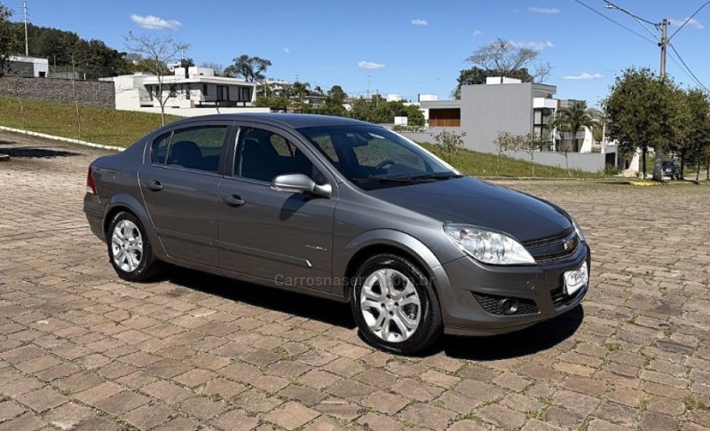 VECTRA 2.0 MPFI ELEGANCE 8V FLEX 4P AUTOMÁTICO
