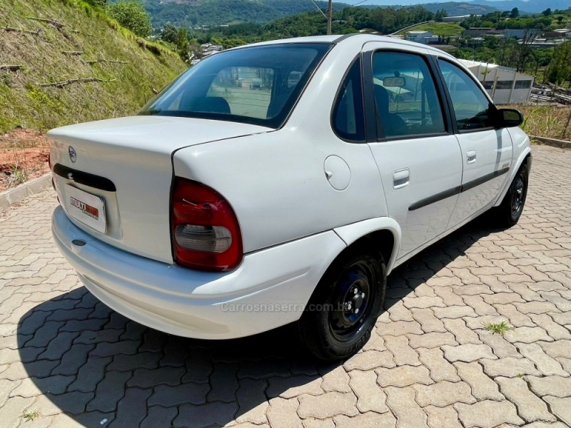 CORSA 1.6 MPFI CLASSIC SEDAN 8V GASOLINA 4P MANUAL - 2006 - CAMPO BOM