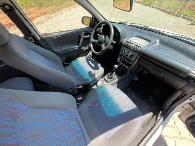 CORSA 1.6 MPFI CLASSIC SEDAN 8V GASOLINA 4P MANUAL - 2006 - CAMPO BOM