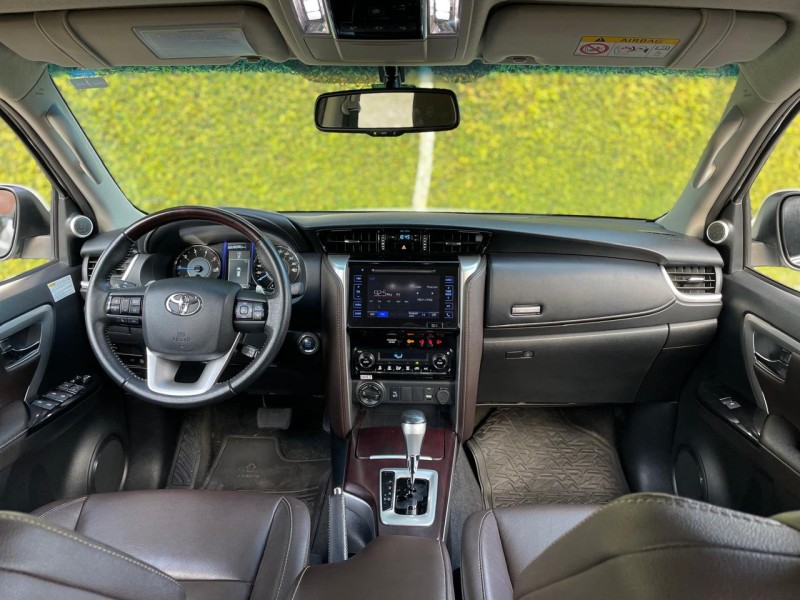 HILUX SW4 2.8 SRX 4X4 16V TURBO INTERCOOLER DIESEL 4P AUTOMÁTICO - 2019 - FARROUPILHA
