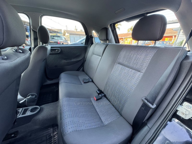 CORSA 1.4 MPFI MAXX 8V FLEX 4P MANUAL - 2011 - IGREJINHA