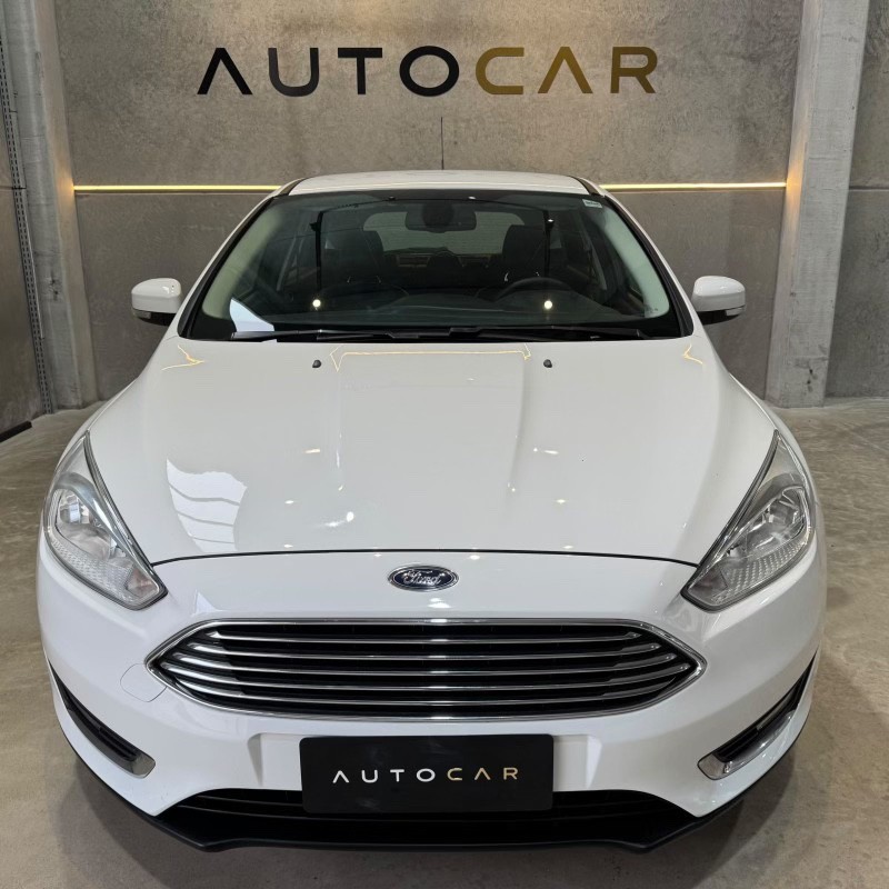FOCUS 2.0 TITANIUM HATCH 16V FLEX 4P AUTOMÁTICO - 2016 - CAXIAS DO SUL