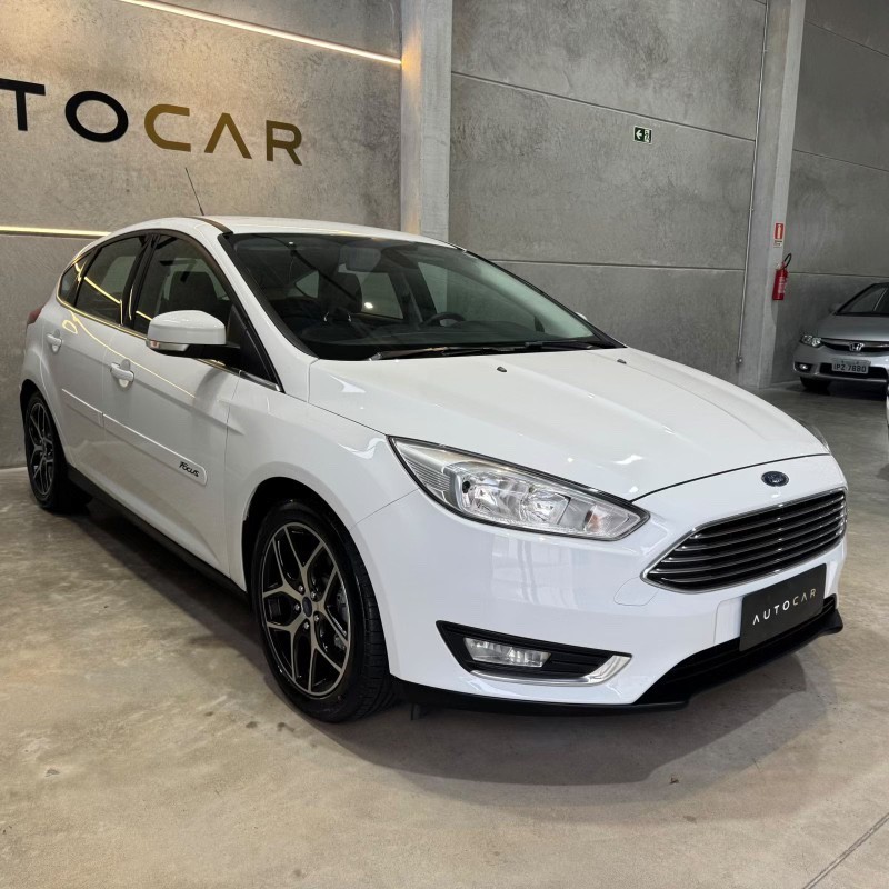 FOCUS 2.0 TITANIUM HATCH 16V FLEX 4P AUTOMÁTICO - 2016 - CAXIAS DO SUL