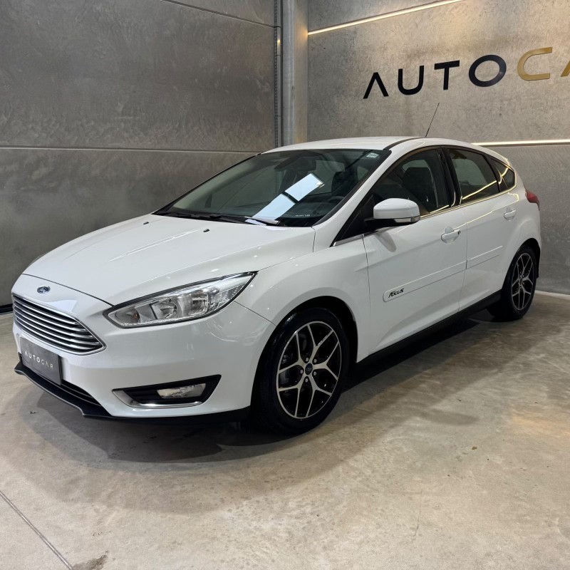 FOCUS 2.0 TITANIUM HATCH 16V FLEX 4P AUTOMÁTICO - 2016 - CAXIAS DO SUL
