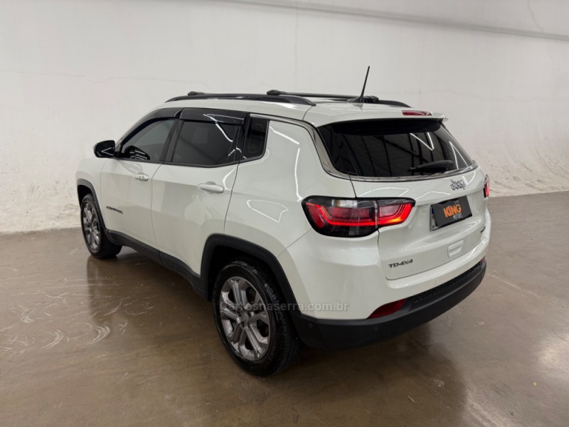 COMPASS 2.0 16V DIESEL LONGITUDE 4X4 AUTOMÁTICO - 2023 - CAXIAS DO SUL