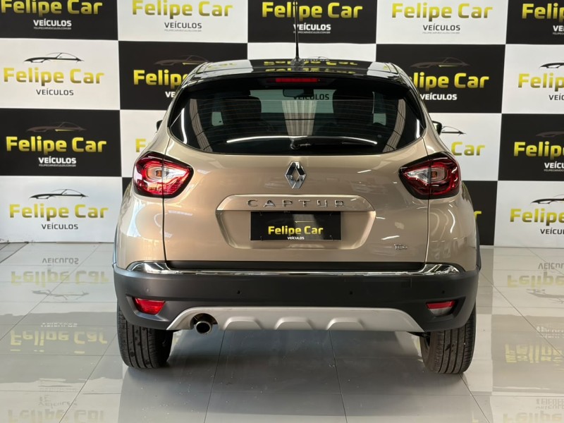 CAPTUR 1.3 INTENSE TURBO 16V FLEX 5P AUTOMÁTICO - 2022 - CAXIAS DO SUL