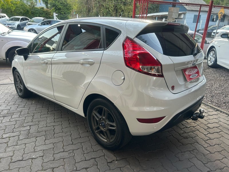 FIESTA 1.6 SEL HATCH 16V FLEX 4P MANUAL - 2019 - TRêS COROAS