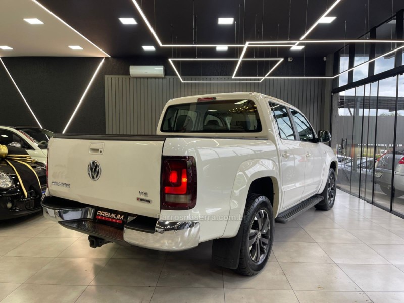 AMAROK 3.0 V6 TDI HIGHLINE CD DIESEL 4MOTION AUTOMÁTICO - 2021 - DOIS IRMãOS