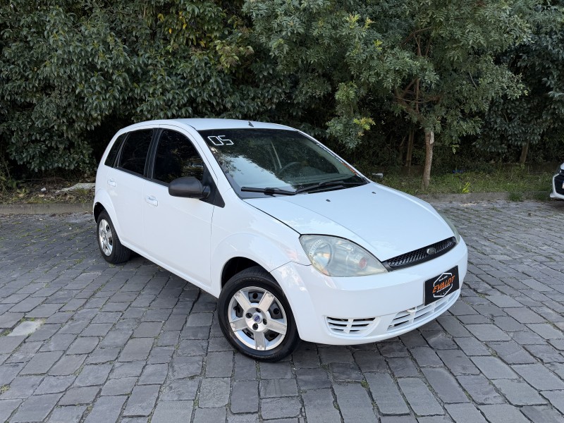 FIESTA 1.0 MPI PERSONNALITÉ 8V GASOLINA 4P MANUAL - 2005 - CAXIAS DO SUL