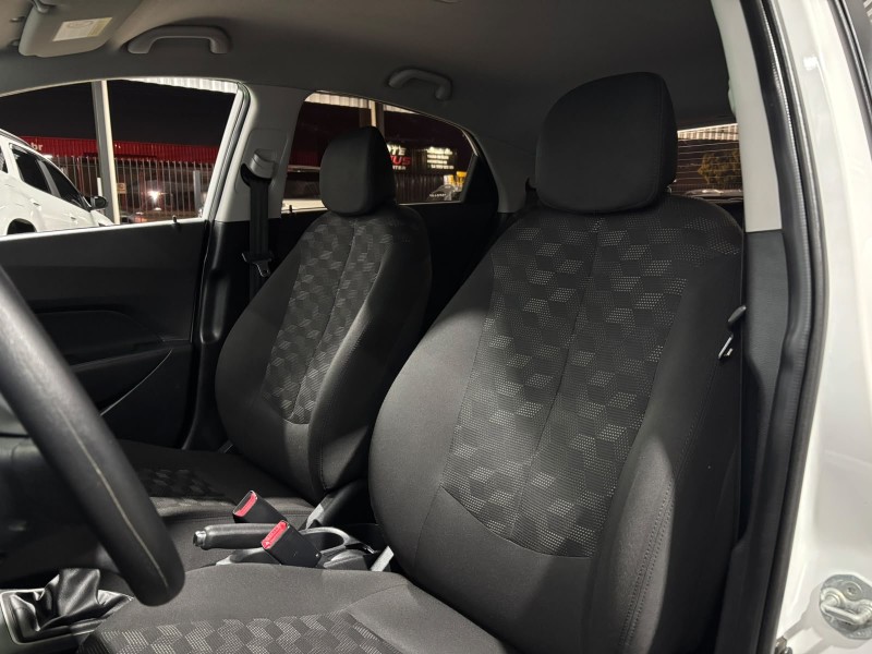 HB20 1.6 COMFORT PLUS 16V FLEX 4P MANUAL - 2016 - CAXIAS DO SUL