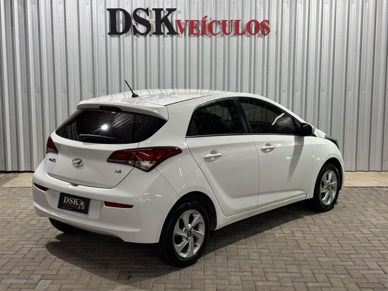 HB20 1.6 COMFORT PLUS 16V FLEX 4P MANUAL - 2016 - CAXIAS DO SUL