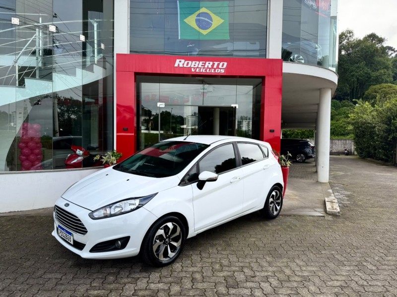 fiesta 1.6 sel hatch 16v flex 4p automatico 2017 bento goncalves