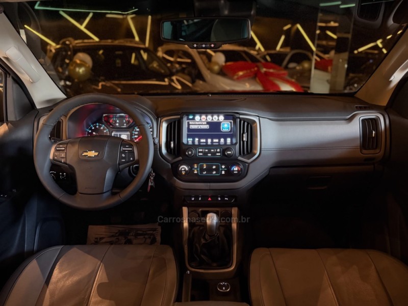 S10 2.5 LTZ 4X4 CD 16V FLEX 4P MANUAL - 2017 - NOVO HAMBURGO