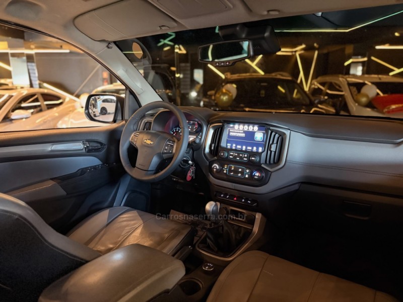 S10 2.5 LTZ 4X4 CD 16V FLEX 4P MANUAL - 2017 - NOVO HAMBURGO