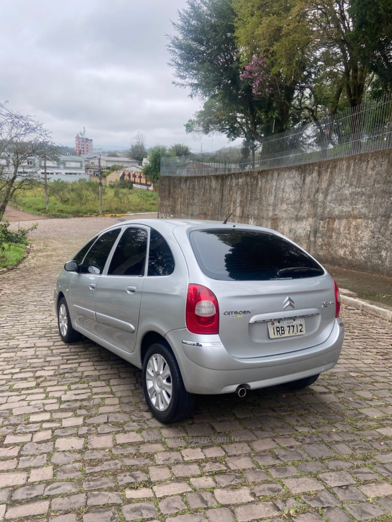 C3 PICASSO 1.6 GLX 16V FLEX 4P MANUAL - 2011 - SAPIRANGA