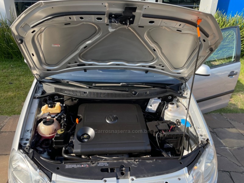 POLO SEDAN 1.6 8V GASOLINA 4P MANUAL - 2008 - GUAPORé