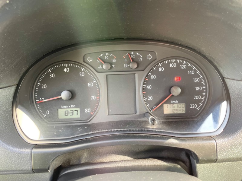 POLO SEDAN 1.6 8V GASOLINA 4P MANUAL - 2008 - GUAPORé