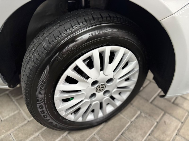 VOYAGE 1.0 MI 8V FLEX 4P MANUAL - 2013 - CAXIAS DO SUL