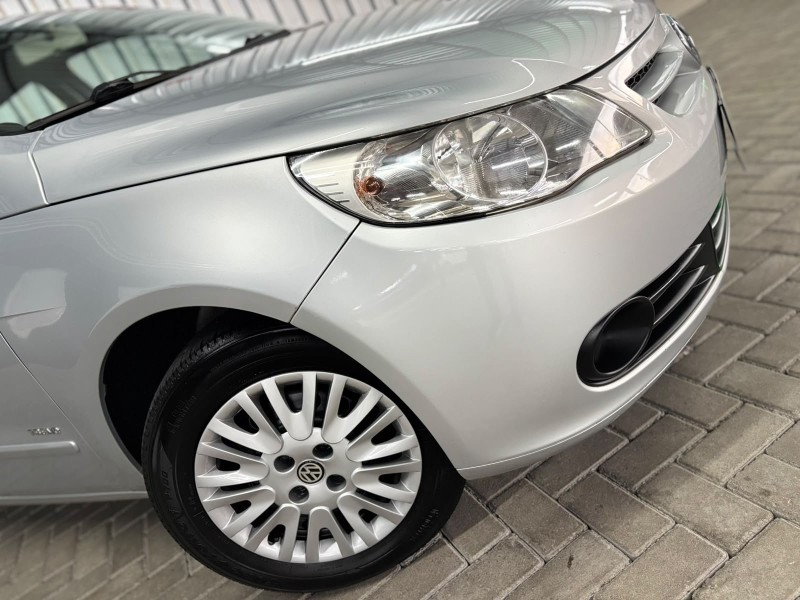 VOYAGE 1.0 MI 8V FLEX 4P MANUAL - 2013 - CAXIAS DO SUL