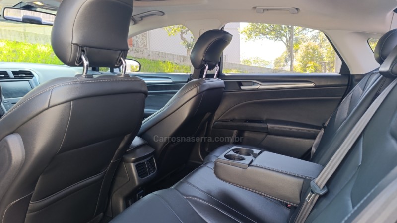 FUSION 2.0 TITANIUM PLUS AWD 16V GASOLINA 4P AUTOMÁTICO - 2014 - CAXIAS DO SUL