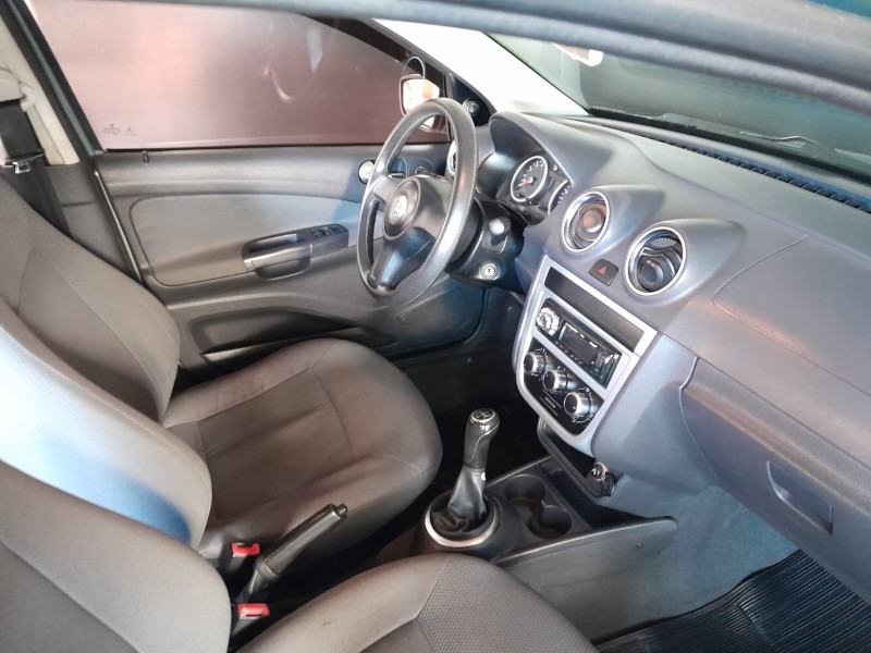 GOL 1.6 MI TRENDLINE 8V FLEX 4P MANUAL - 2010 - CAXIAS DO SUL
