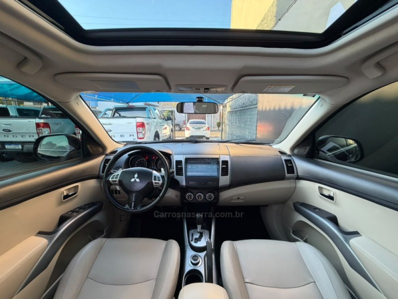 OUTLANDER 3.0 GT 4X4 V6 24V GASOLINA 4P AUTOMÁTICO - 2012 - ESTâNCIA VELHA