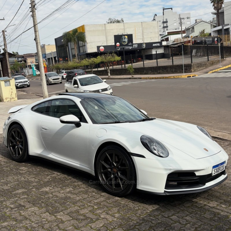 911 3.0 CARRERA COUPÉ AUTOMÁTICO - 2025 - MONTENEGRO