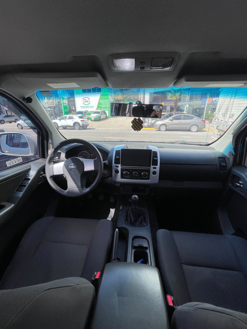 FRONTIER 2.5 S 4X4 CD TURBO ELETRONIC DIESEL 4P MANUAL - 2014 - CAXIAS DO SUL