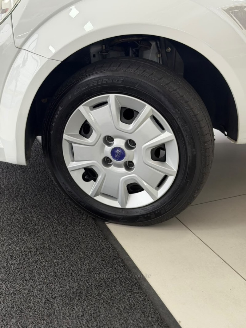 KA 1.0 MPI TECNO 8V FLEX 2P MANUAL - 2011 - SANTA CRUZ DO SUL