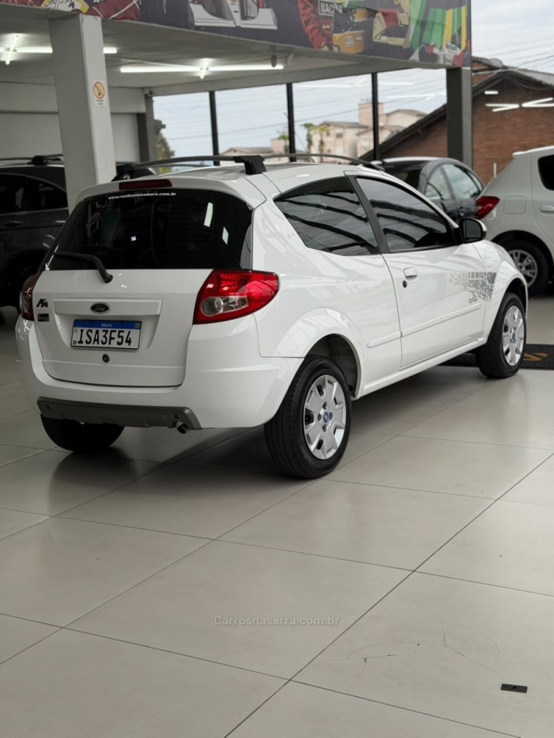 KA 1.0 MPI TECNO 8V FLEX 2P MANUAL - 2011 - SANTA CRUZ DO SUL