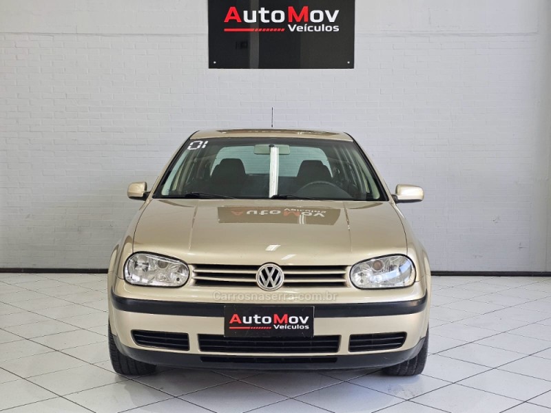 GOLF 1.6 SR GASOLINA 4P MANUAL - 2001 - CAXIAS DO SUL