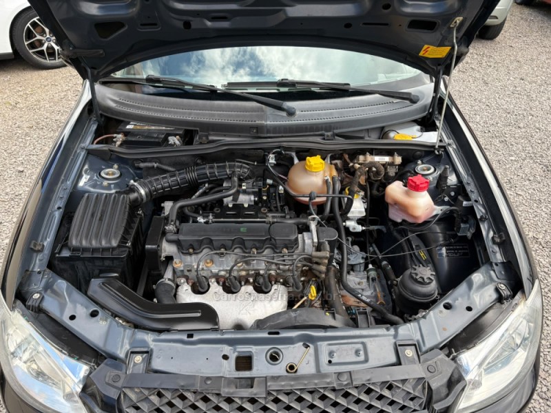 CLASSIC 1.0 VHC LS 8V FLEX 4P MANUAL - 2013 - FARROUPILHA