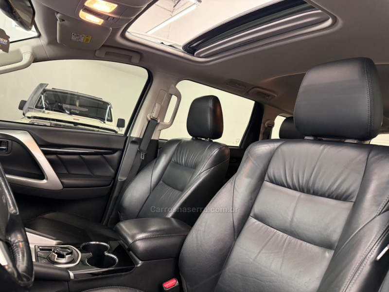 PAJERO SPORT 2.4 HPE-S 4X4 DIESEL 4P AUTOMÁTICO - 2020 - CAXIAS DO SUL
