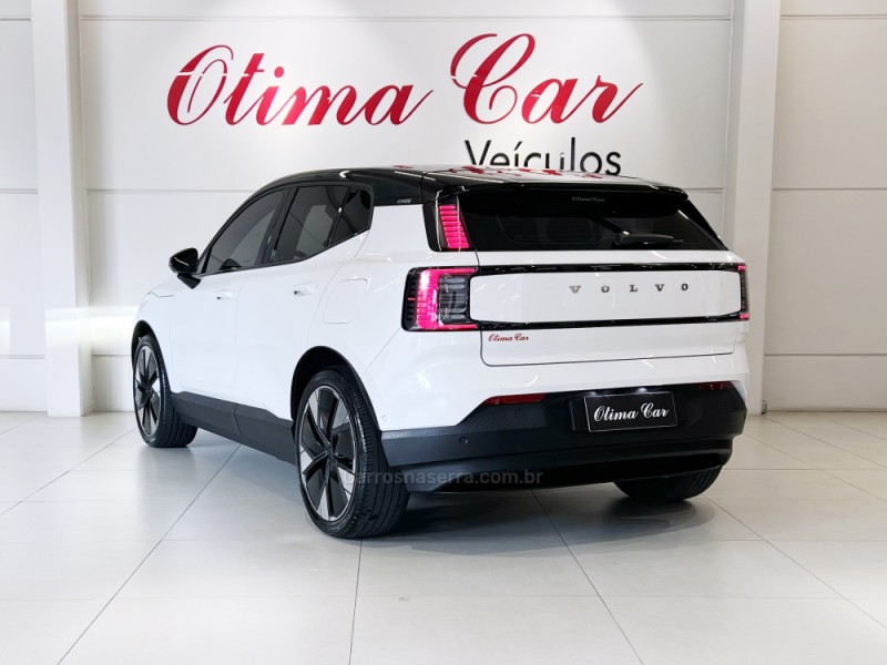 EX30 ULTRA EXTENDED RANGE - 2024 - FLORES DA CUNHA