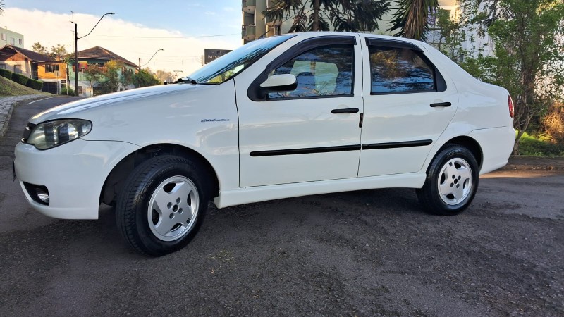 SIENA 1.0 MPI EL CELEBRATION 8V FLEX 4P MANUAL - 2008 - CAXIAS DO SUL