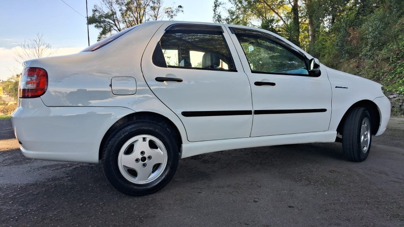SIENA 1.0 MPI EL CELEBRATION 8V FLEX 4P MANUAL - 2008 - CAXIAS DO SUL