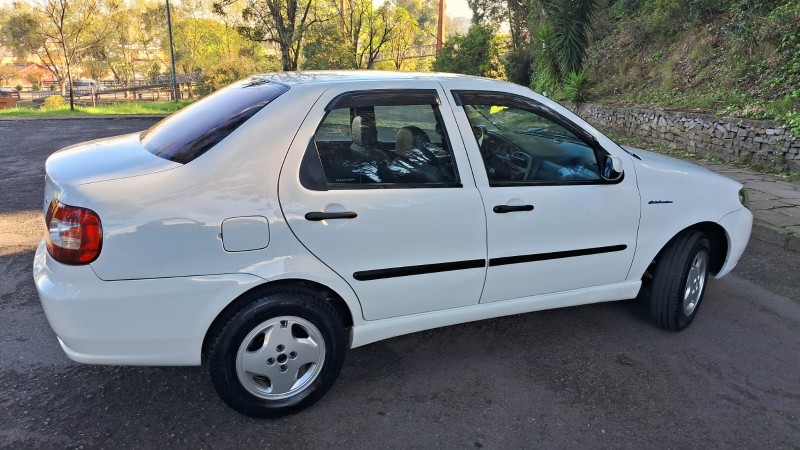 SIENA 1.0 MPI EL CELEBRATION 8V FLEX 4P MANUAL - 2008 - CAXIAS DO SUL