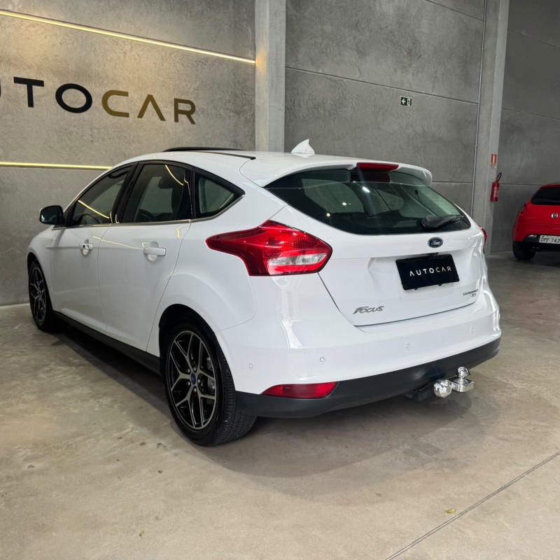FOCUS 2.0 TITANIUM PLUS 16V FLEX 4P AUTOMÁTICO - 2016 - CAXIAS DO SUL