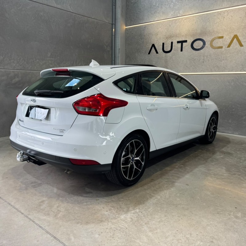 FOCUS 2.0 TITANIUM PLUS 16V FLEX 4P AUTOMÁTICO - 2016 - CAXIAS DO SUL