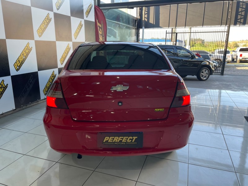 PRISMA 1.4 MPFI JOY 8V FLEX 4P MANUAL - 2008 - PORTãO