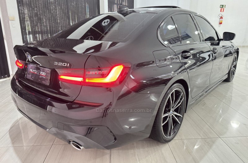 320I 2.0 M SPORT 16V TURBO ACTIVEFLEX 4P AUTOMÁTICO - 2022 - CAXIAS DO SUL
