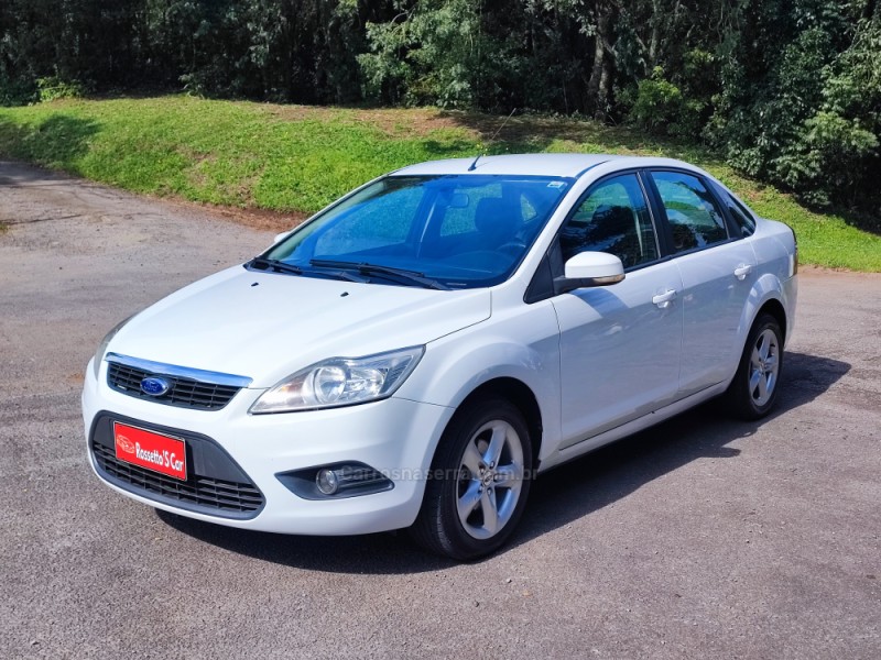 focus 2.0 glx sedan 16v gasolina 4p manual 2010 farroupilha