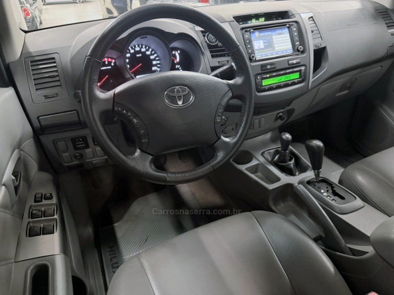 HILUX 3.0 SRV 4X4 CD 16V TURBO INTERCOOLER DIESEL 4P AUTOMÁTICO - 2010 - FLORES DA CUNHA