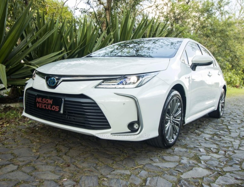 corolla 1.8 altis 16v hibrido 4p automatico 2023 novo hamburgo
