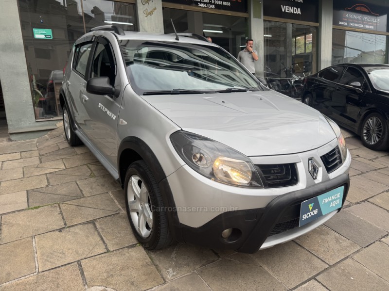 SANDERO 1.6 STEPWAY 16V FLEX 4P MANUAL - 2011 - GARIBALDI