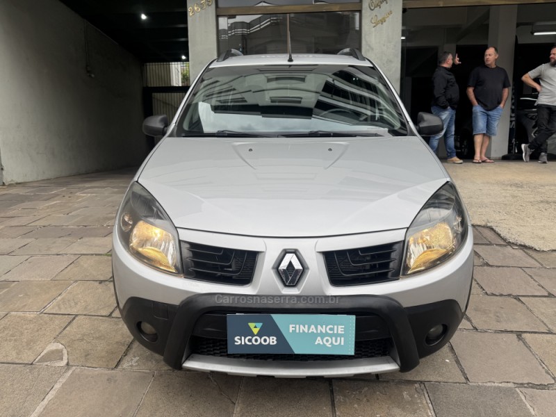 SANDERO 1.6 STEPWAY 16V FLEX 4P MANUAL - 2011 - GARIBALDI